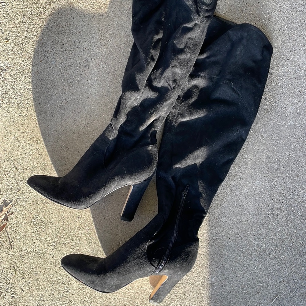 Black Heeled Knee Boots